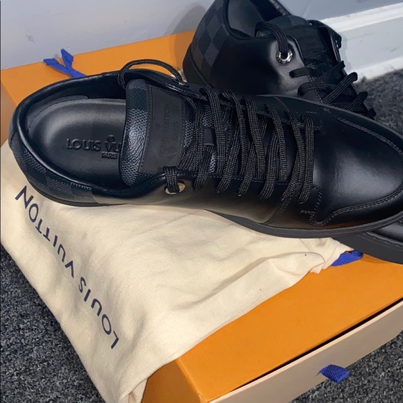 Louis Vuitton shoe - Picture 3 of 3